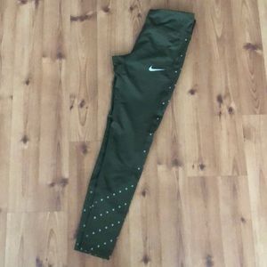 Nike dri fit ankle legging